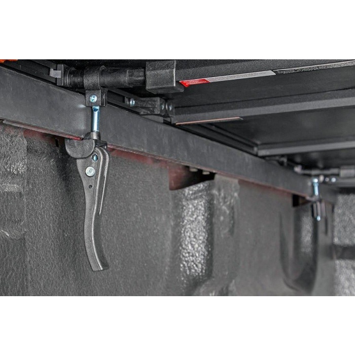 Inchidere bena Rough Country Tri-Fold Vinyl Toneau - Toyota Tundra 00-06 cu bena 1,95m - imagine 2