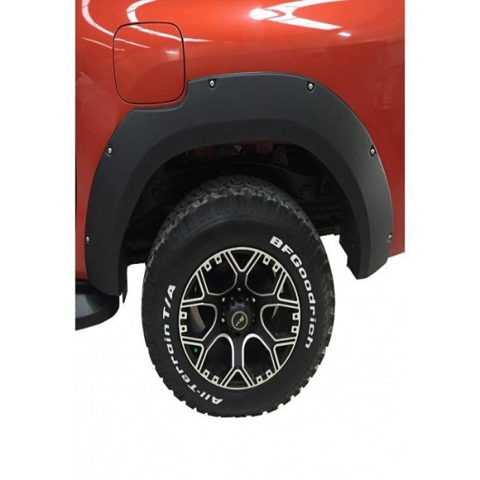 Overfendere Toyota Hilux 2016-2021 cu suruburi 4.5cm Safari - imagine 3