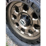Janta din aliaj 9x18'' 6x139,7 ET35 - AX201 Brown With Black Lip - imagine 2