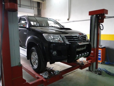BullBar fata Toyota Hilux Vigo 12-14 - ARP ATLAS, Negru - Chrome - imagine 3