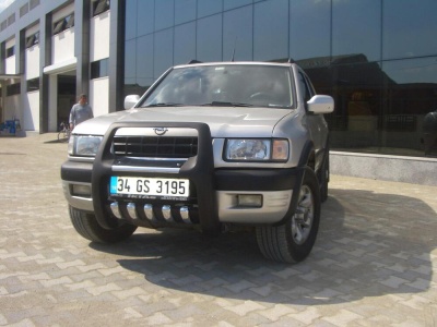 BullBar fata Opel Frontera 92-03 - ARP PASIFIC Negru - Chrome