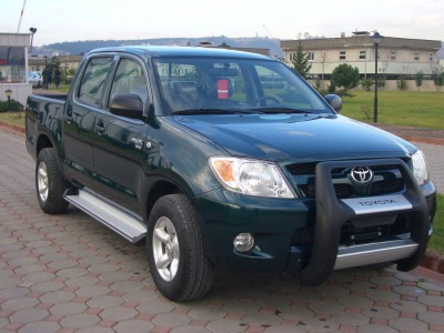 BullBar fata Toyota Hilux 06-09 - ARP PASIFIC Negru - Chrome - imagine 3
