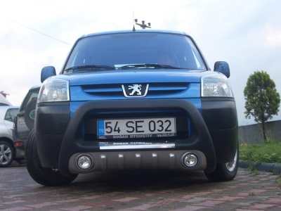 BullBar fata Peugeot Partner 98-07 ┬á- ARP LENA, Negru-Chrome proiectoare ceata - imagine 2