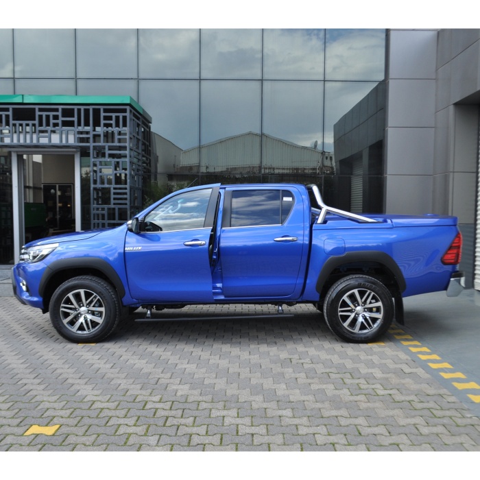 Praguri laterale electrice iluminate LED Toyota Hilux Revo, Rocco, Invincible T-Max - imagine 4