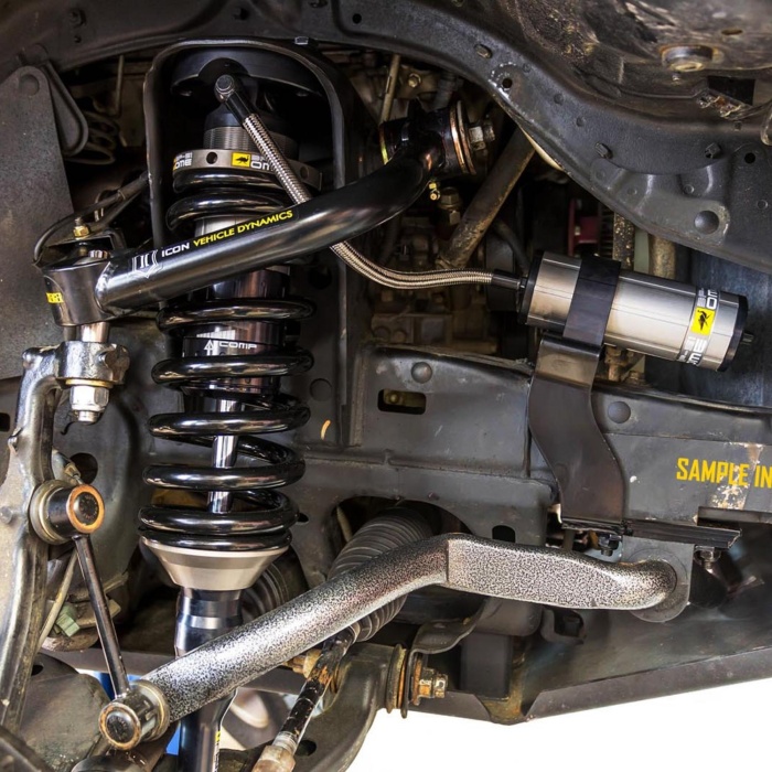 Kit suspensie Toyota Land Cruiser 120 / 150 si FJ Cruiser +5cm – Old Man Emu BP-51 bypass - imagine 18