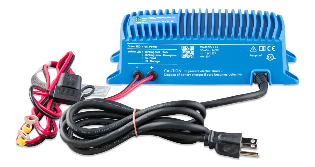 Încărcător baterii Victron Energy Blue Smart IP67 Charger 12/17(1) 230V CEE 7/7
