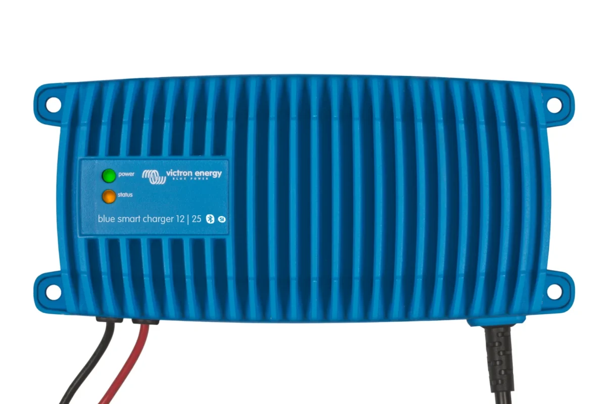 Încărcător baterii Victron Energy Blue Smart IP67 Charger 12/25(1+si) 230V CEE 7/7