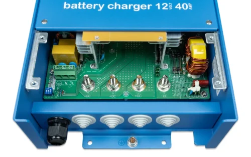 Încărcător baterii Victron Energy Centaur Charger 12/40(3) 120-240V - imagine 3