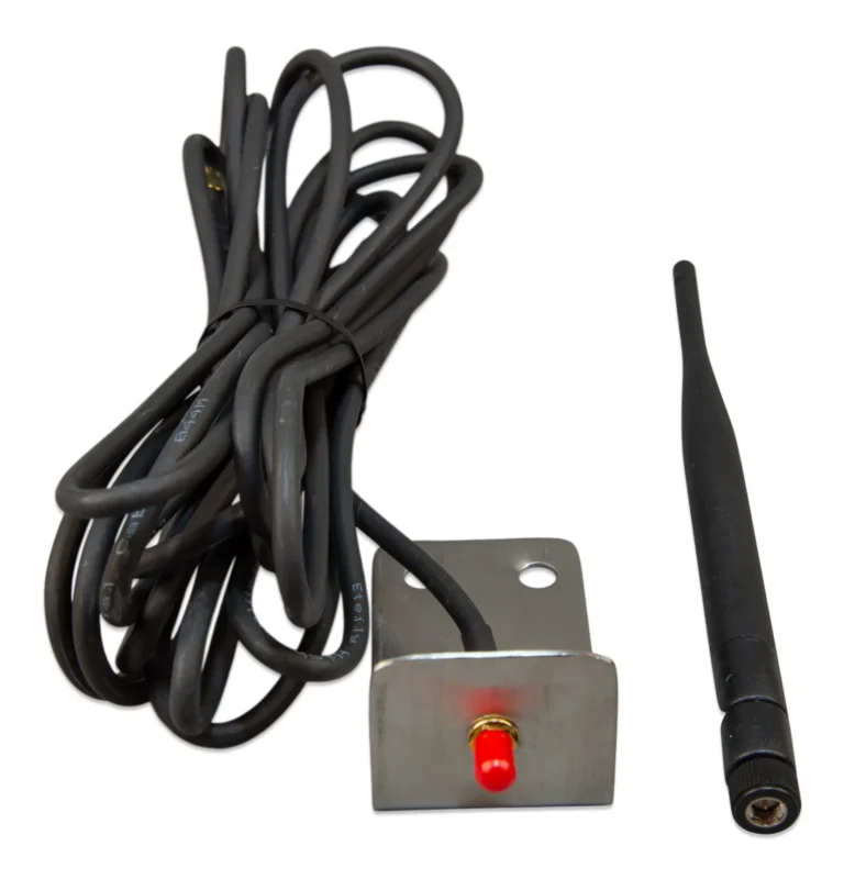 Panou control Victron Energy Outdoor LTE-M wall-mount antenna